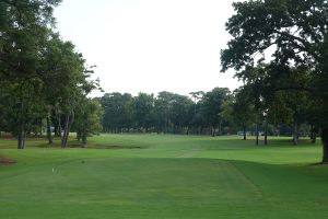 Surf And Beach Club 5th